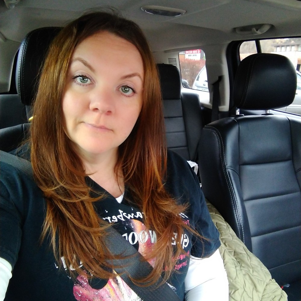 Meet your Posher, Nicole
